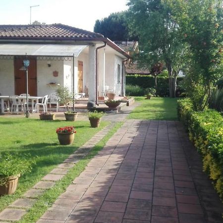 Villa La casa di Angelo e Gladys Bella Farnia Exterior foto