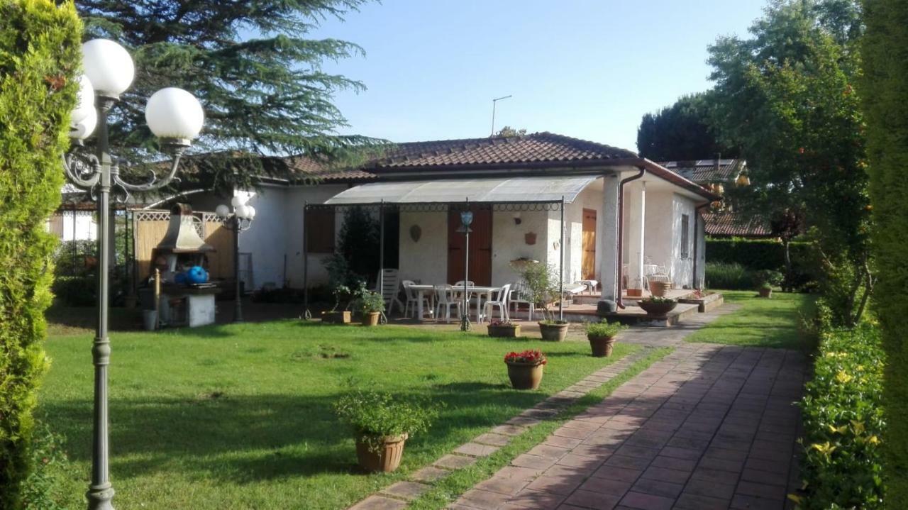 Villa La casa di Angelo e Gladys Bella Farnia Exterior foto